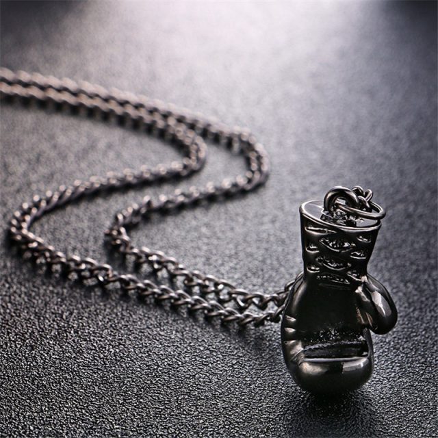 Men’s Retro Style Chain Necklace with Boxing Glove Shaped Pendant